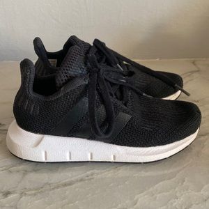 Toddler Adidas Swift Run Sneakers Size 10.5k